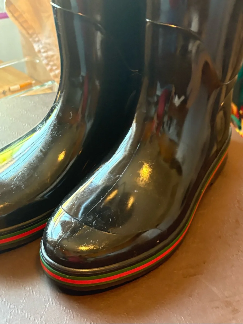 Gucci Black Gloss Rubber Ankle Rain Boots with Red and Green Stripe - Picture 5 of 6
